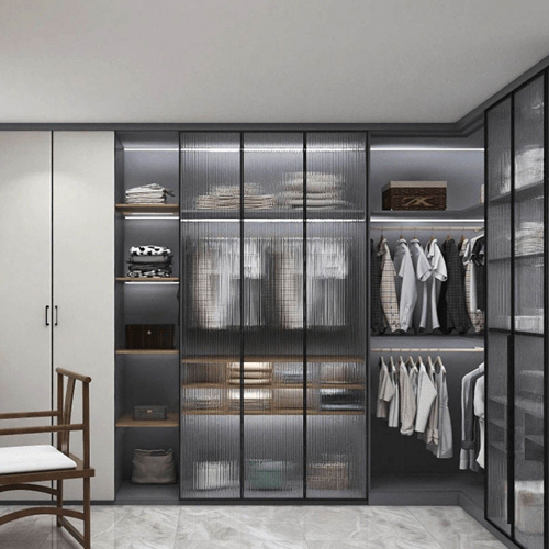 Italian Style wardrobe and closet with reeded glass panel