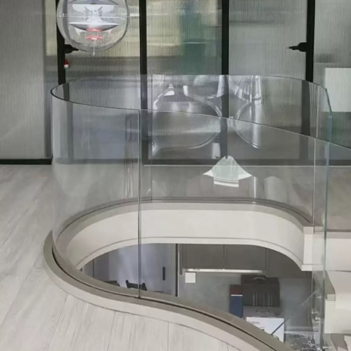 curved glass interior balustrade